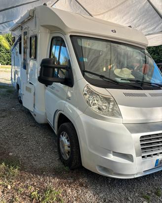 Camper semintegrale