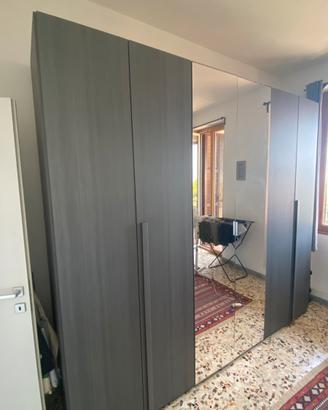 Armadio 6 ante con specchio