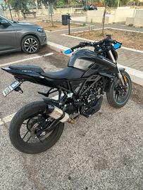 voge brivido r125 nera,sportiva+exoust 
