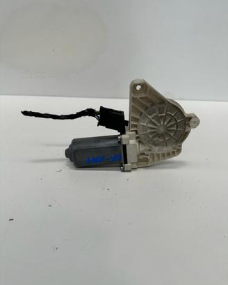 MOTORINO ALZAVETRO ANTERIORE DESTRA MERCEDES Class
