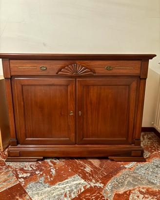 Credenza classica in legno massello