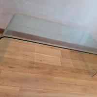 Tavolino e consolle in cristallo