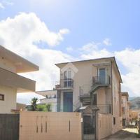 3 LOCALI A FRANCAVILLA AL MARE