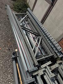 Scaffali industriali