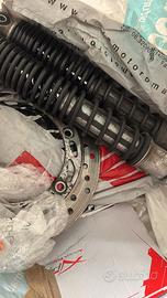 Ammortizzatori + disco anteriore SH 300 2014