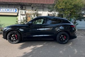 Alfa romeo Stelvio veloce q4