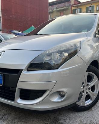 Renault Scenic Scénic X-Mod 1.6 dCi 130CV Luxe