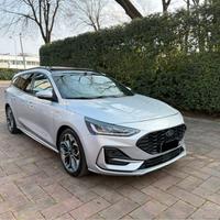 Ford Focus 1.5 120cv ST-line 