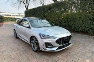 Ford Focus 1.5 120cv ST-line 