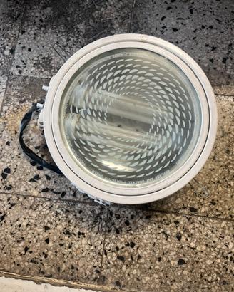 Faro per illuminazione casa