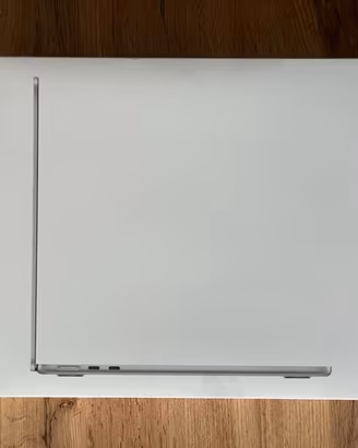 MacBook Air 13" M5 16GB 512GB NUOVO MAI UTILIZZATO
