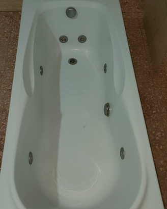 Vasca da bagno ad idromassaggio