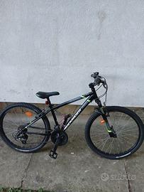 bicicletta mtb 24 pollici 9/12 anni come nuova