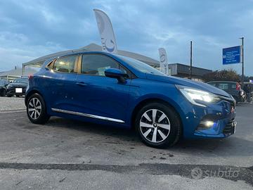 Renault Clio Hybrid E-Tech 140 CV 5 porte Initiale