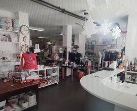 Attivita' commericale Negozio abbigliamento