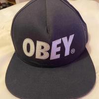 Cappellino Obey blu, originale e regolabile