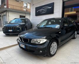 BMW 118d 5p. Futura