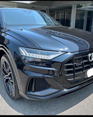 Audi Q8 3.0 286CV S LINE