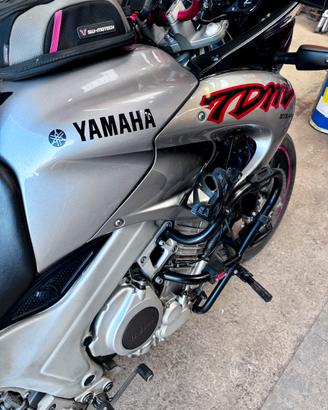 Moto Yamaha TDM 850 4TX