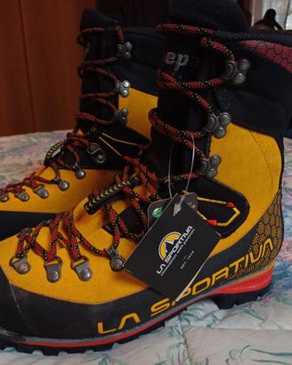 La Sportiva nepal cube gtx
