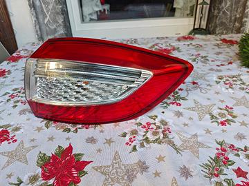 fanale posteriore destro (DX) per Ford Mondeo Mk5