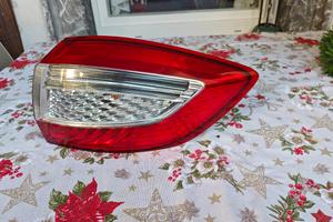 fanale posteriore destro (DX) per Ford Mondeo Mk5