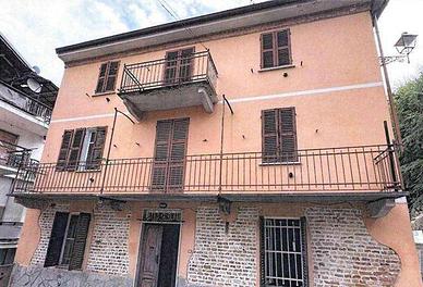 Immobile in asta di 159 m² con 5 locali a Castelle
