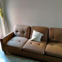 Ampia stanza singola ammobiliata