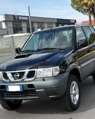 Nissan Terrano II 3.0 DIESEL 4X4 2006