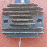 regolatore di tensione vespa s 125 a carburatore 