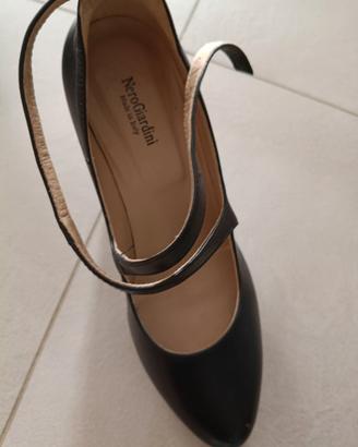 Scarpe nero giardini originali