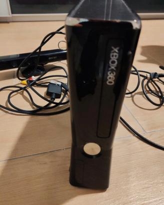 XBOX 360+ Kinect+ joypad + 17 
giochi