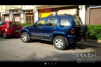 Ricambi per jeep cherokee 2.5 td 03