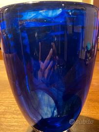 Vaso Kosta Boda blu cobaldo h 20 cm, design svedes