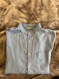 Camicia azzurra uomo colletto coreano Bershka