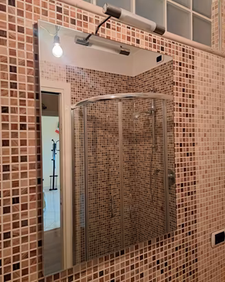 Specchio da bagno 80x60 cm