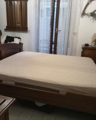 Letto matrimoniale 