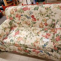 divani vari e poltrona 