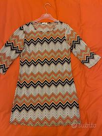 Vestito corto maniche tre quarti taglia s/m