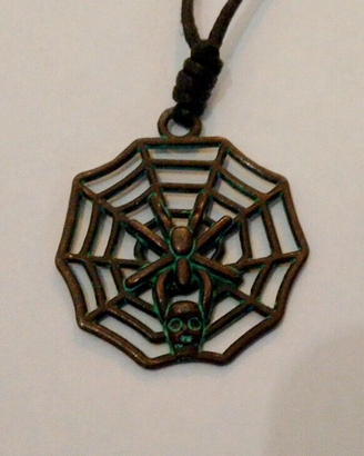 Cordino Con Ciondolo a Forma Di Ragno Con Ragnatel