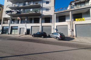 Locale commerciale Tito