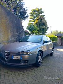 Alfa 147 1.6ts black line