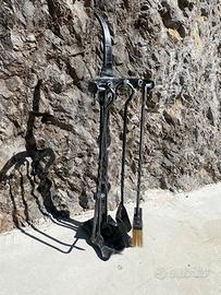 Trespoli accessori camino