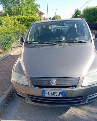 FIAT MULTIPLA 2010