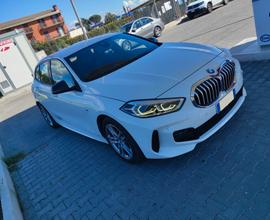 Bmw 118 118d 5p. Msport