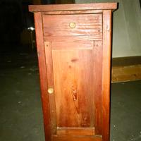 Comodino primi 900 in legno massiccio di ciliegio