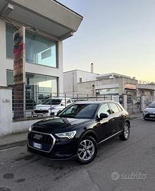 Audi Q3 35 TDI S tronic Business Advanced