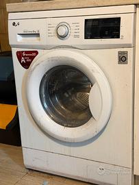 Lavatrice LG 8kg Direct Drive