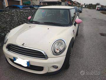 MINI Mini (R56) - 2011