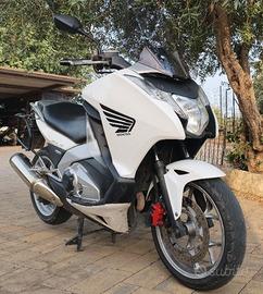 HONDA INTEGRA 700